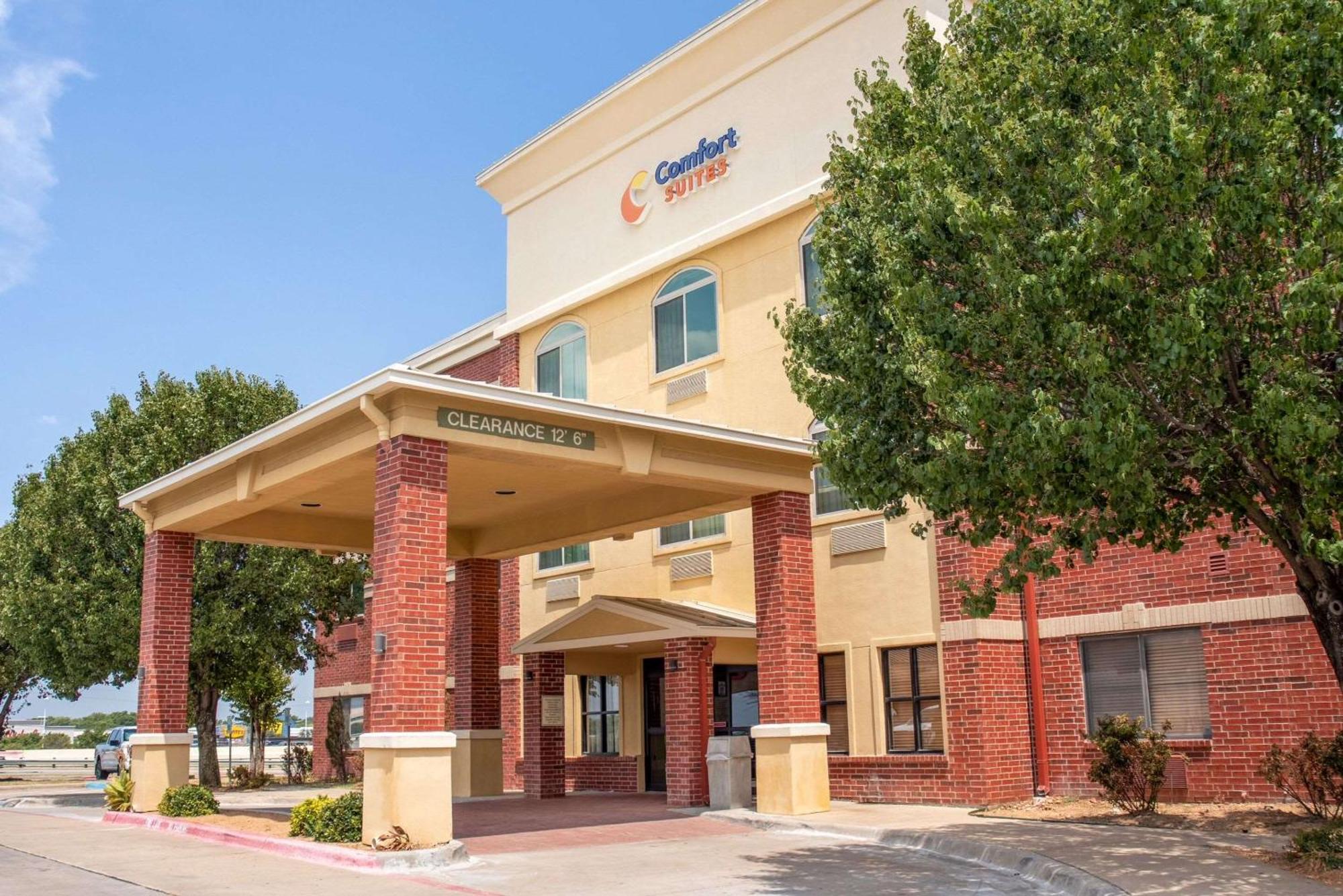 Comfort Suites Mckinney-Allen Exterior photo