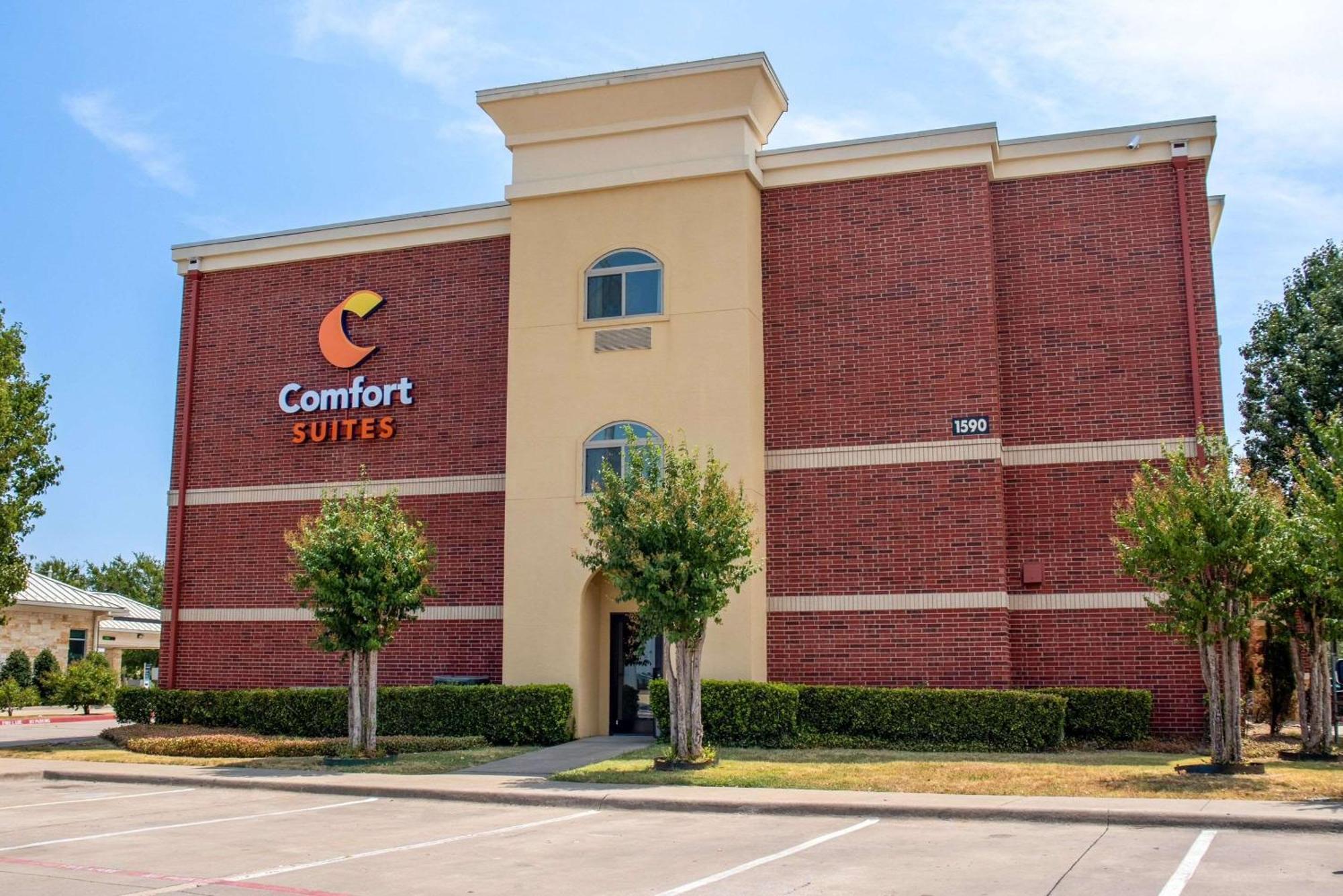 Comfort Suites Mckinney-Allen Exterior photo