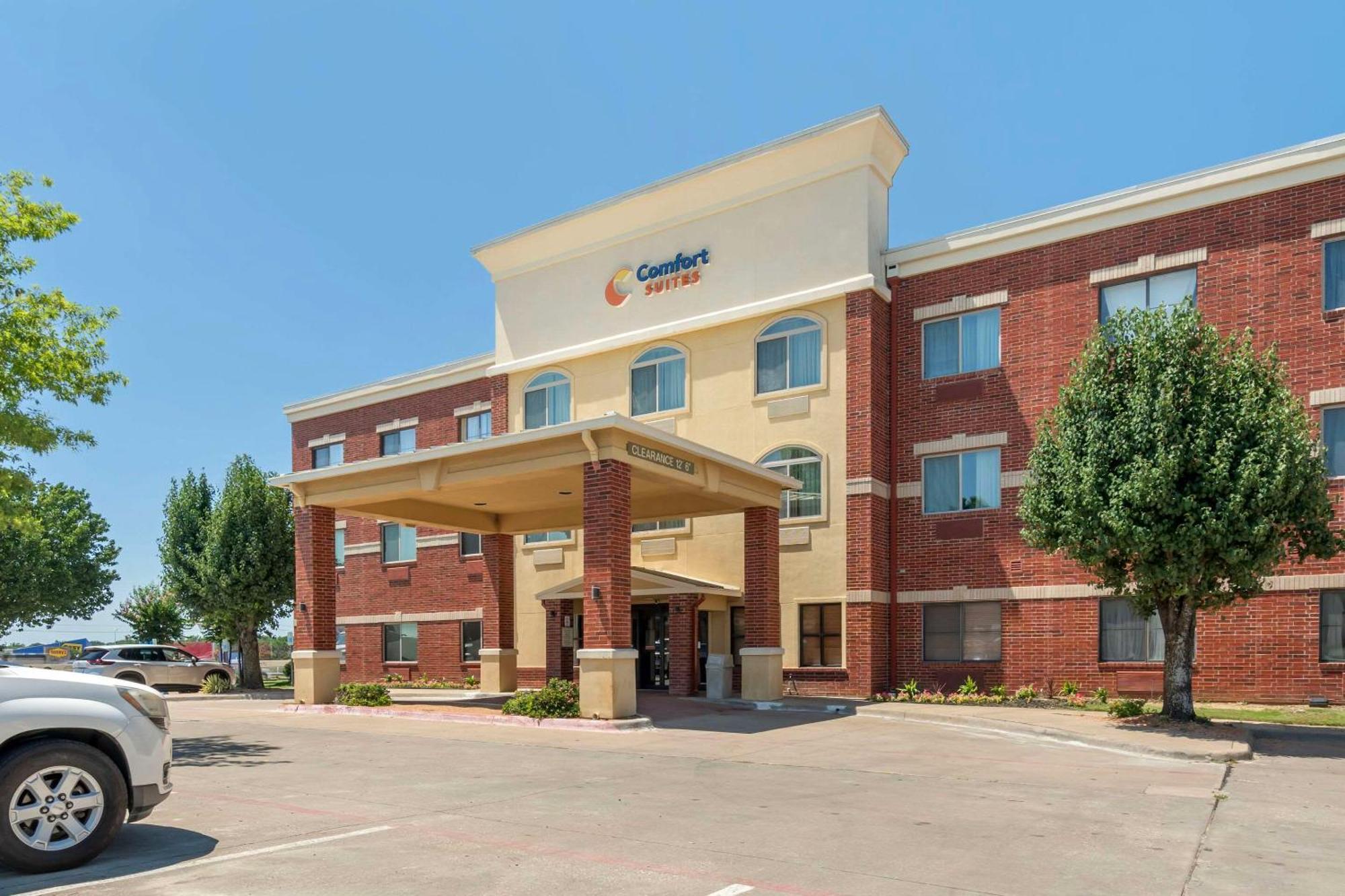 Comfort Suites Mckinney-Allen Exterior photo